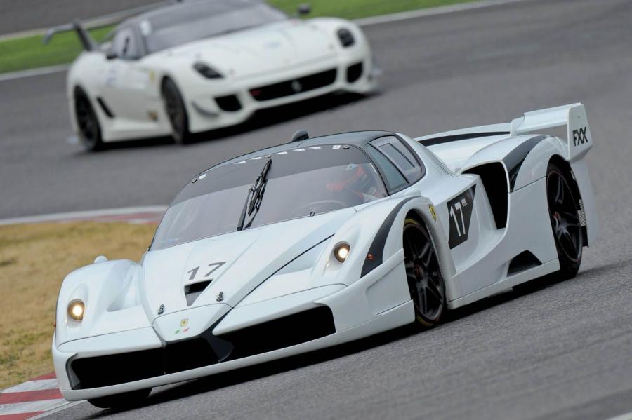  Ferrari 599XX Evoluzione 2012 года  (фото 14 из 50)